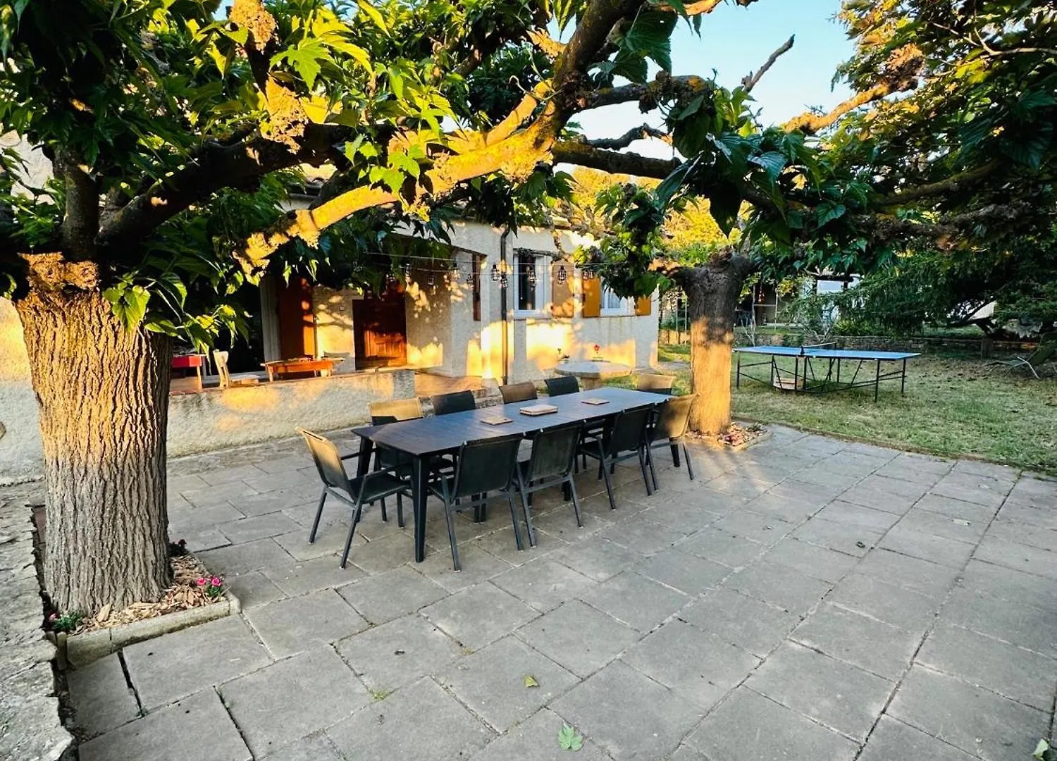 Le Havre Provencal De Luynes - Grande Villa Avec Piscine Jardin Et Loisirs Pres Aix-En-Provence 0*,  France